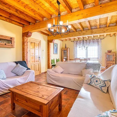 Holiday home El Guarda Sequera de Fresno
